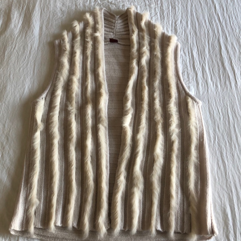 Cream wool and rabbit fur vest